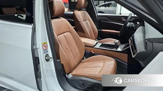 Audi A6 (C8) id 3342174 из Кореи 20