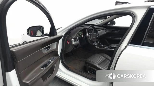 Jaguar XF (X260) id 4765602 из Кореи 20