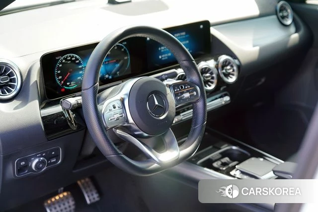 Mercedes-Benz EQA H243 id 5017271 из Кореи 18