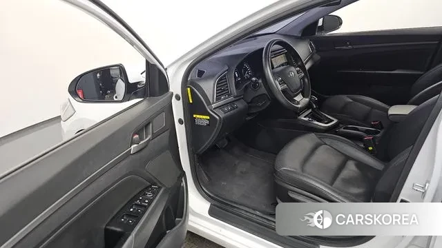 Hyundai Avante AD id 3709423 из Кореи 20