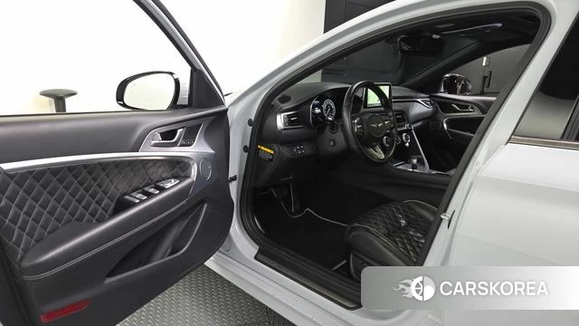 Genesis G70 id 5041993 из Кореи 32