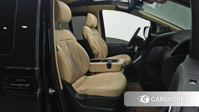Hyundai Staria id 5012043 из Кореи 20