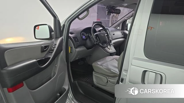 Hyundai The New Grand Starex id 4967745 из Кореи 20