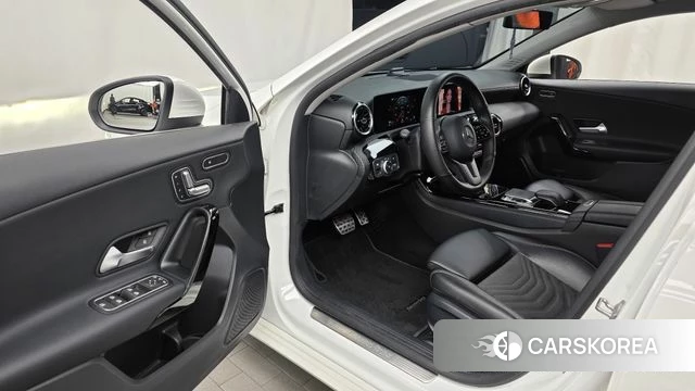 Mercedes-Benz A-Class W177 id 5035418 из Кореи 20