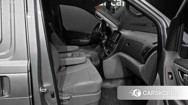 Hyundai The New Grand Starex id 5041742 из Кореи 30