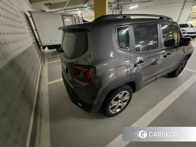 Jeep Renegade id 4977797 из Кореи 14