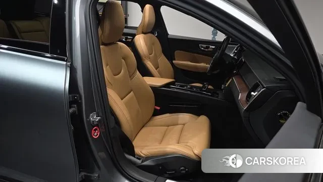 Volvo V60 Cross-Country 2nd Generation id 3697592 из Кореи 20