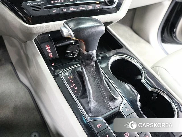 Kia The New Carnival id 5004602 из Кореи 20