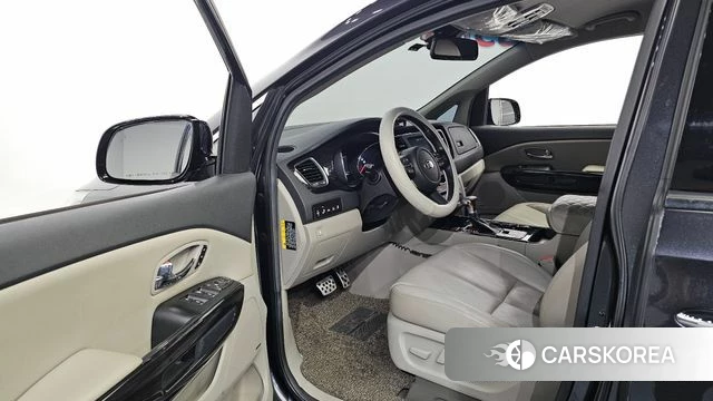 Kia The New Carnival id 4960168 из Кореи 20