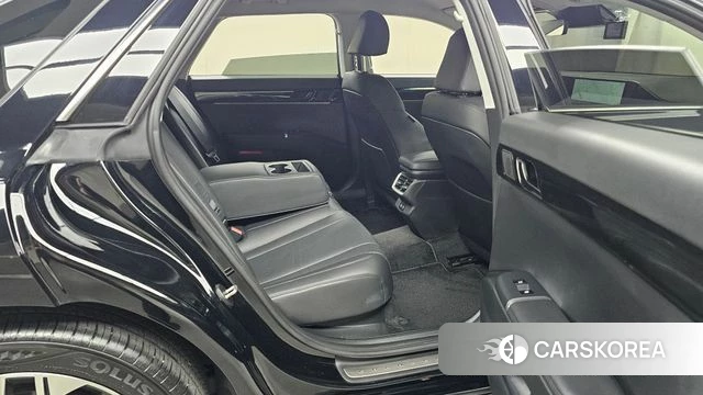 Hyundai Grandeur (GN7) id 5021753 из Кореи 32
