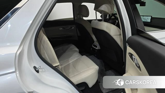 Genesis GV70 id 5040075 из Кореи 37