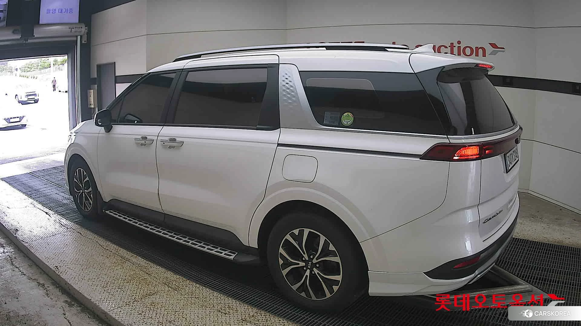 Kia Carnival id 4984741 из Кореи 38