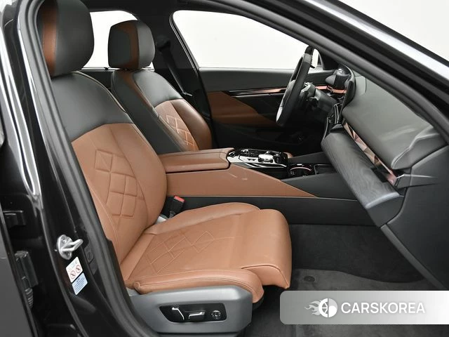 BMW 5 Series (G60) id 5052284 из Кореи 20