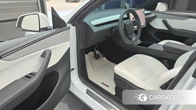 Tesla Model Y id 4904119 из Кореи 33