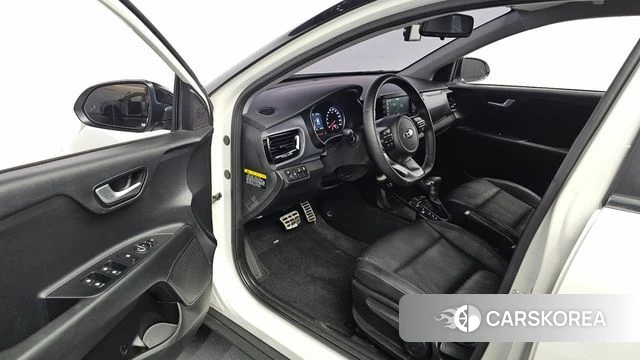 Kia Stonic id 4953011 из Кореи 30