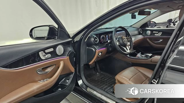 Mercedes-Benz E-Class W213 id 5023940 из Кореи 34