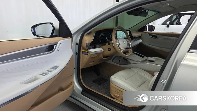 Hyundai The New Grandeur IG Hybrid id 5013487 из Кореи 32