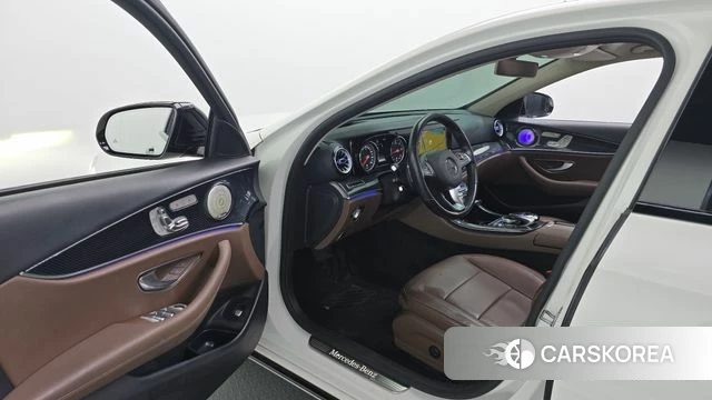 Mercedes-Benz E-Class W213 id 5024137 из Кореи 20