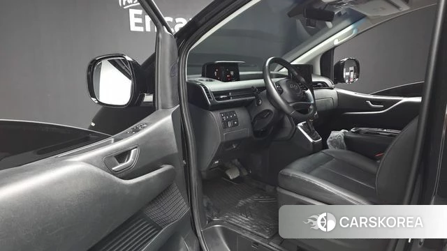 Hyundai Staria id 5026735 из Кореи 20