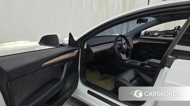 Tesla Model 3 id 4741228 из Кореи 32