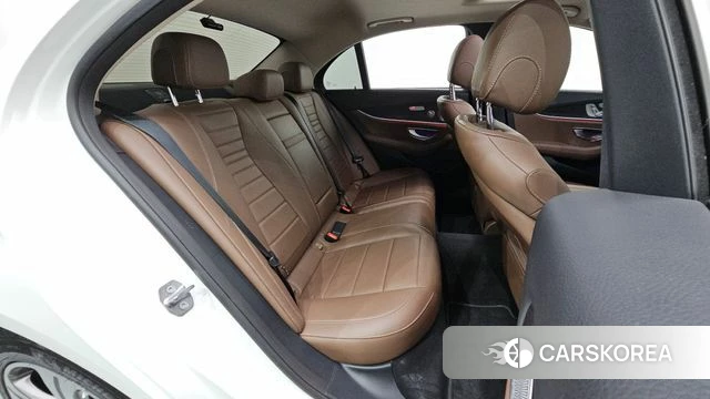 Mercedes-Benz E-Class W213 id 5029516 из Кореи 32
