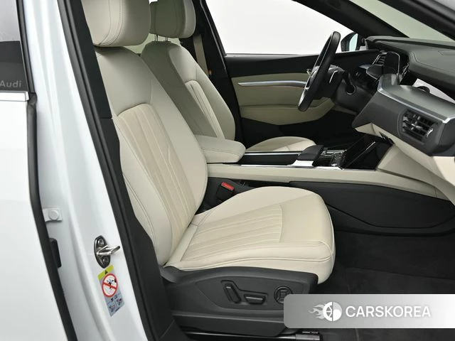 Audi Q8 e-Tron (GE) id 4230058 из Кореи 20