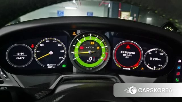 Porsche 911(992) id 4745366 из Кореи 12