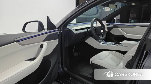 Tesla Model Y id 4934443 из Кореи 32