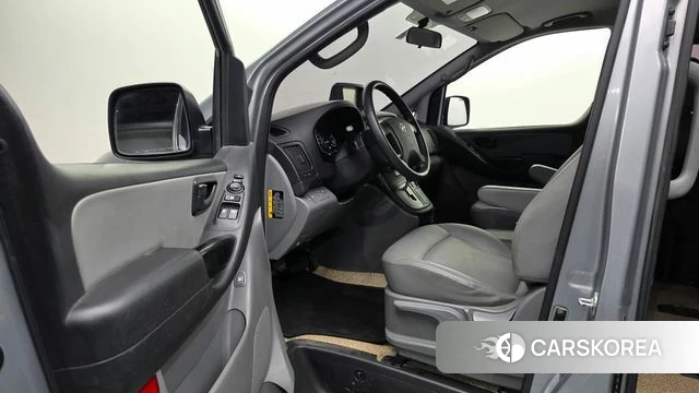 Hyundai The New Grand Starex id 4967371 из Кореи 30