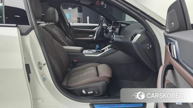 BMW i4 id 5027045 из Кореи 34