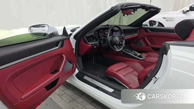 Porsche 911(992) id 4764449 из Кореи 30