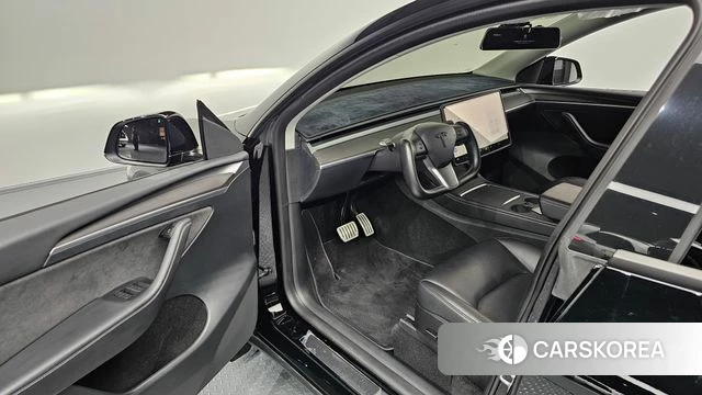 Tesla Model Y id 5027103 из Кореи 31