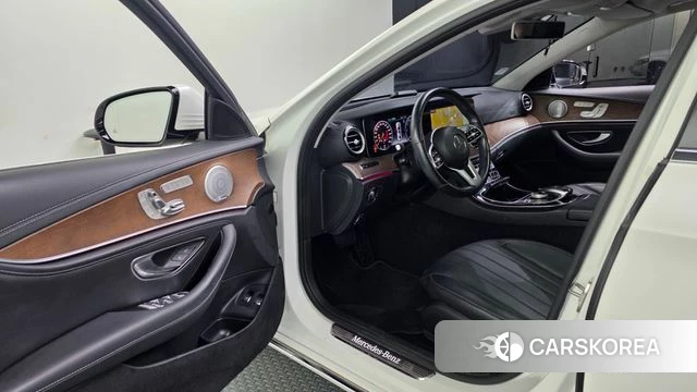 Mercedes-Benz E-Class W213 id 4923591 из Кореи 37