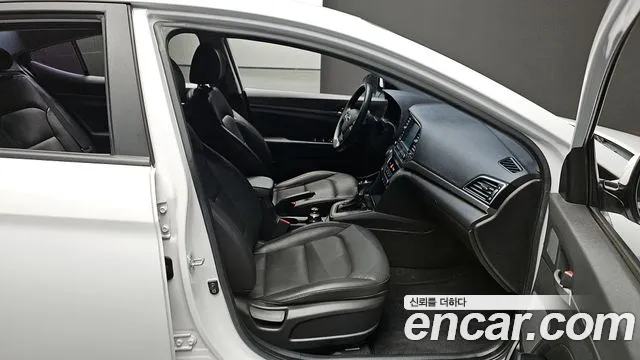 Hyundai Avante AD id 2384249 из Кореи 20