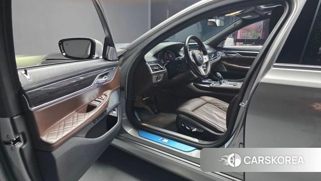BMW 7 Series (G11) id 4958701 из Кореи 20