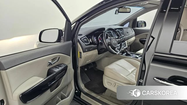 Kia All New Carnival id 5042225 из Кореи 20
