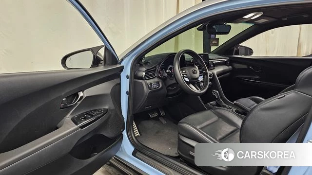Hyundai Veloster (JS) id 4959420 из Кореи 31