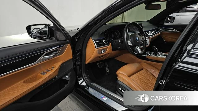 BMW 7 Series (G11) id 5017774 из Кореи 39