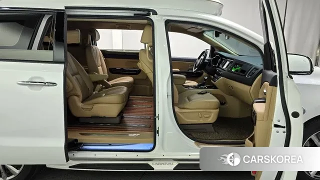 Kia The New Carnival id 3737239 из Кореи 20