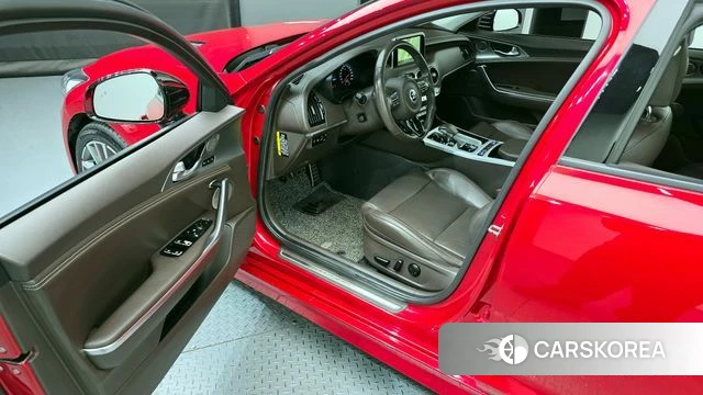 Kia Stinger id 4203977 из Кореи 35
