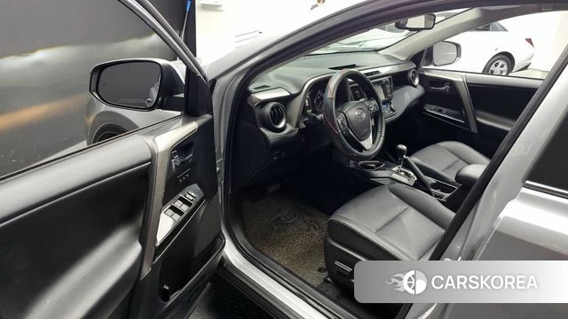Toyota RAV4 id 4285811 из Кореи 20