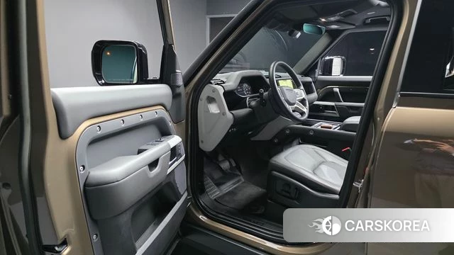 Land Rover Defender (L663) id 5016632 из Кореи 35