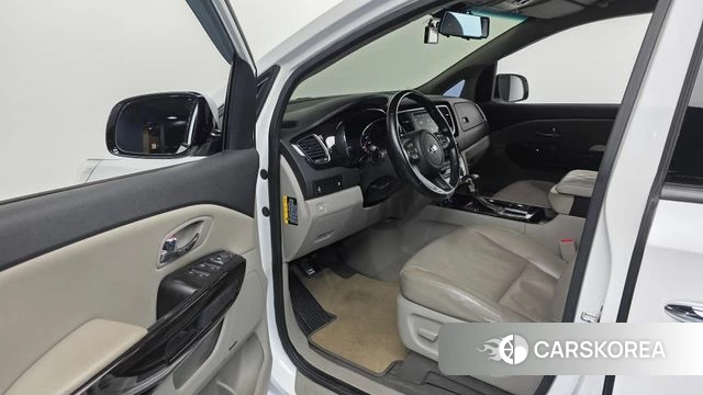 Kia The New Carnival id 5023912 из Кореи 20