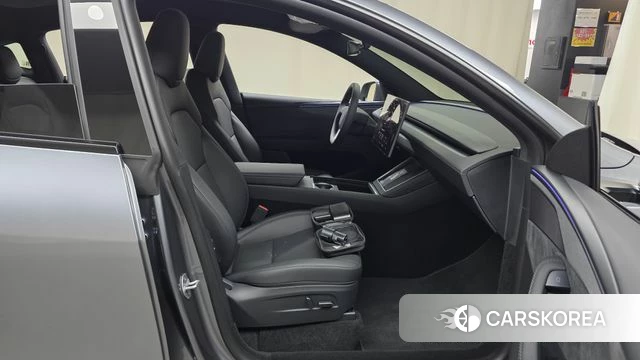 Tesla Model Y id 5010907 из Кореи 31