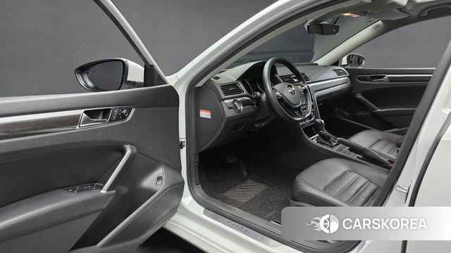 Volkswagen The New Passat id 4930943 из Кореи 20