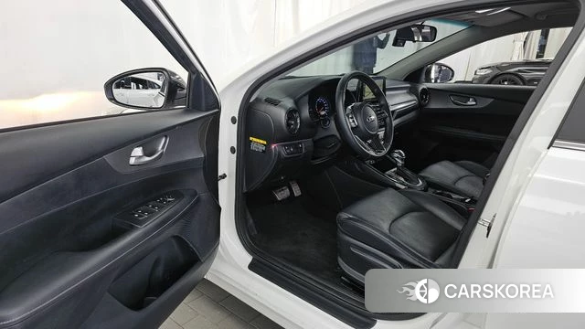 Kia Come New K3 id 5035806 из Кореи 34