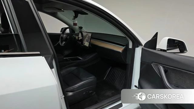 Tesla Model Y id 5003303 из Кореи 32
