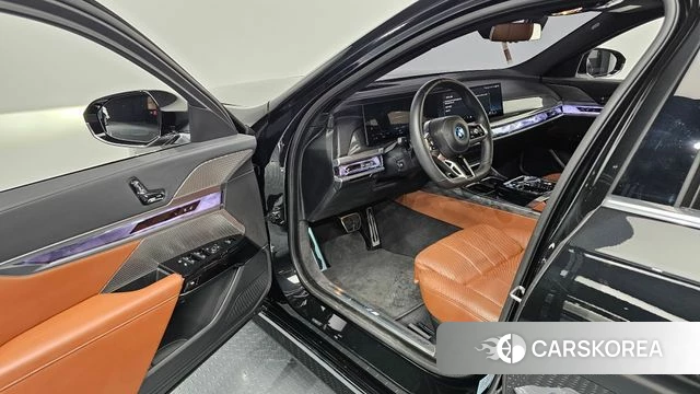 BMW i7 (G70) id 5002077 из Кореи 36