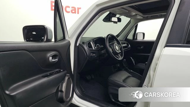 Jeep Renegade id 5027644 из Кореи 31
