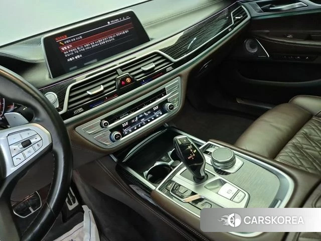 BMW 7 Series (G11) id 5022442 из Кореи 18